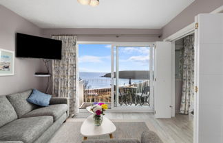 Photo 2 - Freshwater Bay - Sea View Apartment