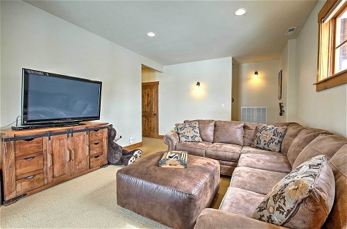 Foto 17 - Family Home on Golf Course - Mins to Granby Ranch