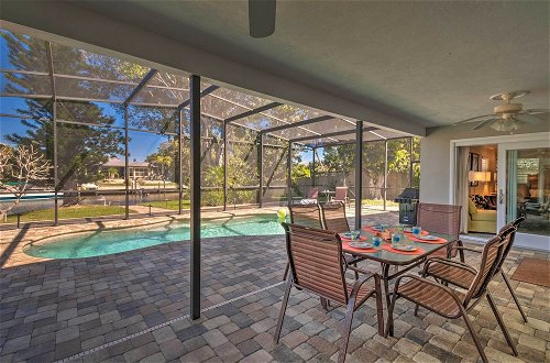 Foto 13 - Canal-front Siesta Key Home: Heated Pool & Privacy