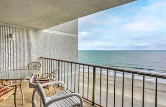 Foto 1 - Oceanfront Myrtle Beach Condo w/ Outdoor Pool