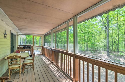 Photo 2 - Forested Tamassee Escape w/ Screened Porch