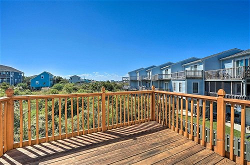 Photo 23 - Spacious North Topsail Family Home With 2 Decks