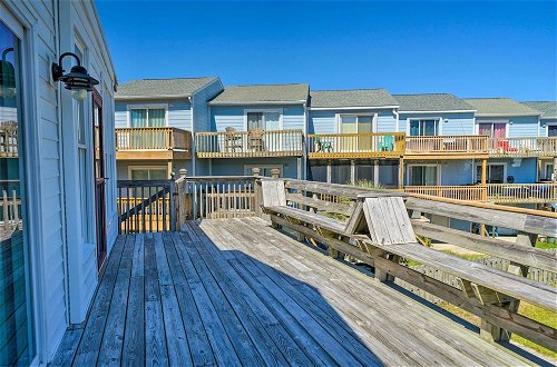 Photo 25 - Spacious North Topsail Family Home With 2 Decks