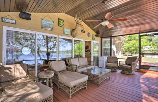 Photo 2 - Keystone Heights Lakefront Cabin - Fire Pit, Grill