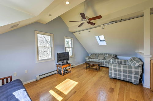 Photo 3 - Multi-level Marion House: Loft, Deck + Ocean Views