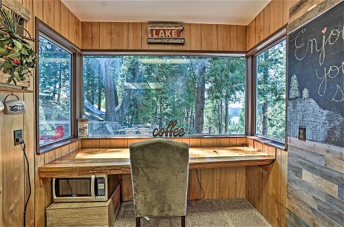 Foto 42 - Expansive Retreat w/ Deck, Game Room & Lake Views
