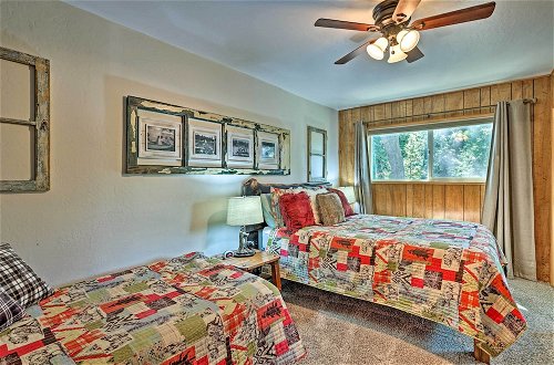 Foto 28 - Expansive Retreat w/ Deck, Game Room & Lake Views