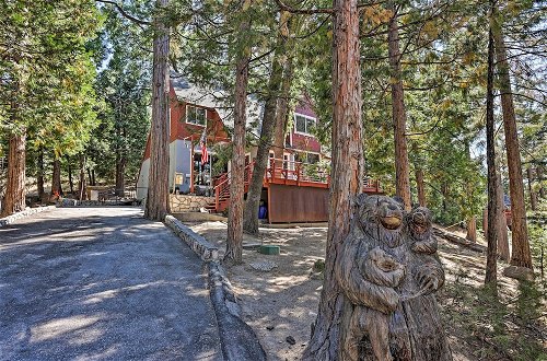 Photo 10 - Expansive Retreat w/ Deck, Game Room & Lake Views