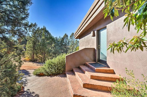 Photo 12 - 2-acre Sedona Casita w/ Fireplace + Red Rock Views