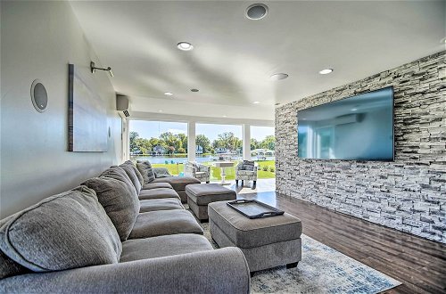 Photo 1 - Modern & Chic Waterfront Getaway in Mchenry