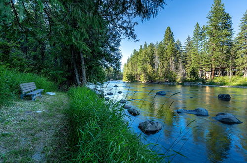 Photo 4 - Log Cabin w/ Private Hot Tub on Wenatchee River