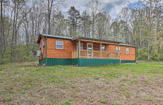 Foto 1 - Cozy Bidwell Cabin w/ Deck: Trail & Creek Access