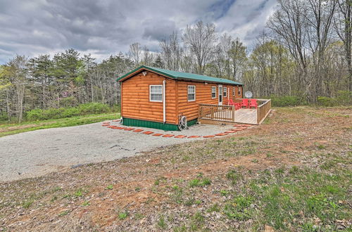 Foto 17 - Cozy Bidwell Cabin w/ Deck: Trail & Creek Access