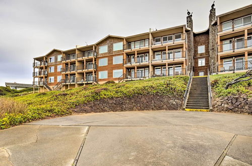 Photo 20 - Lincoln City Oceanfront Condo, Near Lincoln Beach