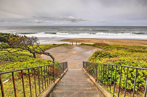 Photo 27 - Lincoln City Oceanfront Condo, Near Lincoln Beach