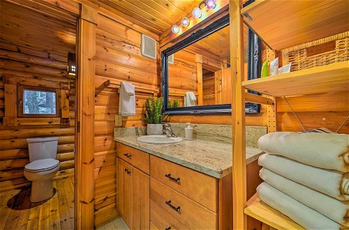 Photo 23 - Cozy Truckee Cabin w/ Sauna: 11 Mi to Sugar Bowl