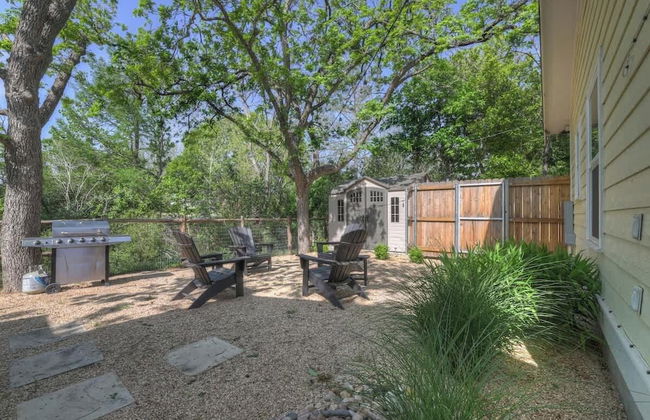 The Grove D With Hot Tub & King Beds - Walk to Main - Foto 16