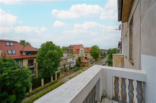 Photo 19 - Spacious Apartment Saperów by Renters