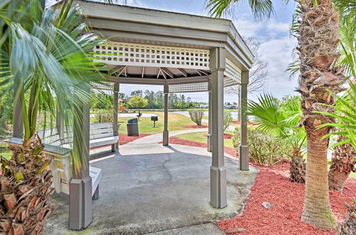 Photo 2 - Bright Kissimmee Townhome Near Disney World