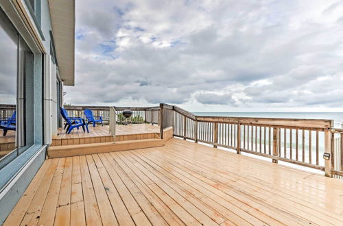 Foto 23 - Oceanfront Melbourne Beach Home w/ Deck & BBQ