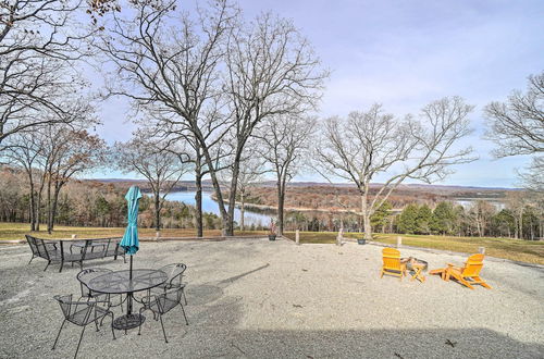 Foto 4 - Table Rock Lake Home - Fire Pit & Lake Views