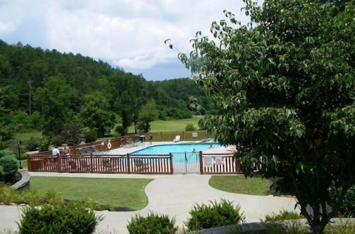 Photo 35 - 'cubbies Cabin' w/ Hot Tub ~ 7 Mi to Dollywood