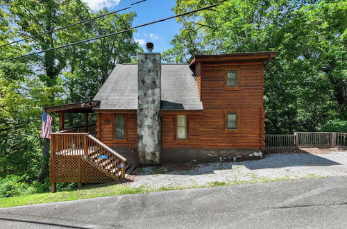 Photo 25 - Newly Renovated Cabin w/ Hot Tub, Lake & Bbq