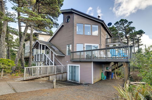 Photo 14 - Coastal Tillamook Vacation Rental: Ocean Views