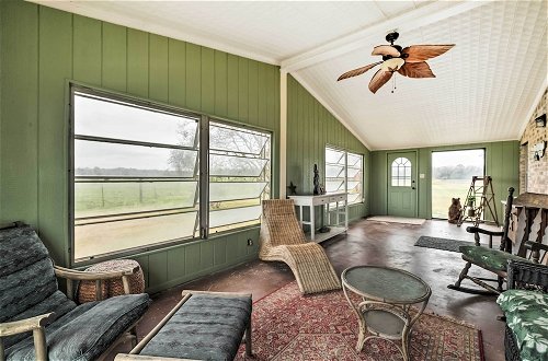 Foto 27 - Carmine Cottage w/ Porch on Beautiful 60-acre Farm