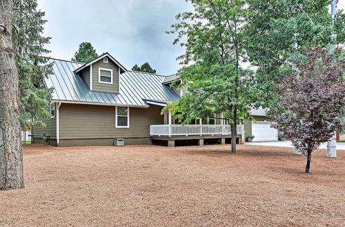 Photo 9 - Lakeside Home W/game Room, Yard, Deck & Fireplace