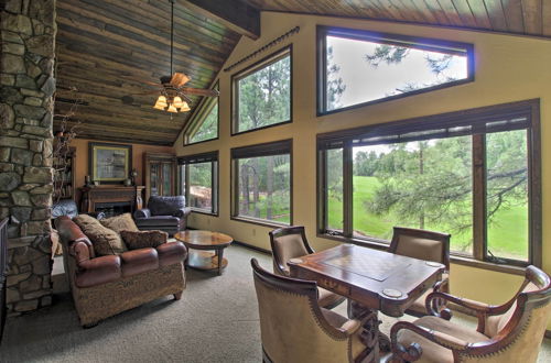 Photo 19 - Lavish Pinetop Paradise With Central Location