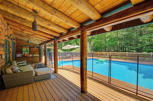 Foto 39 - Accord Vacation Rental w/ Pool & Hot Tub
