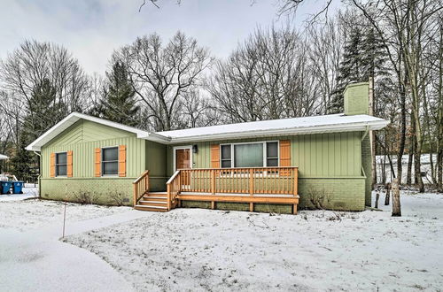 Photo 26 - Houghton Lake Cottage Escape w/ Patio