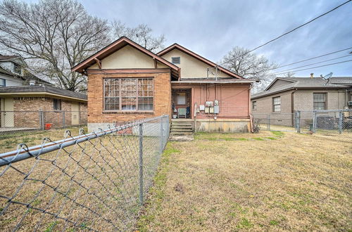 Photo 20 - Texarkana Pet-friendly Pad w/ Fenced Backyard