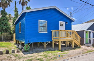 Foto 1 - Blue Dolphin' Cottage: Walk to Galveston Seawall