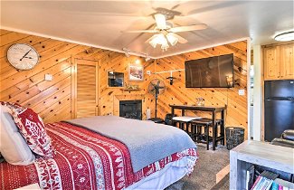 Photo 1 - Cozy Studio w/ Fireplace ~ 1 Mi to Ski Resort