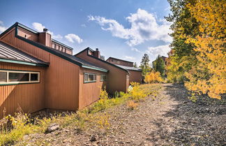 Photo 3 - Cozy Studio w/ Fireplace ~ 1 Mi to Ski Resort