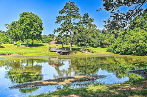 Photo 3 - Lakeside Cabin Nestled in Kudzu Cove Resort