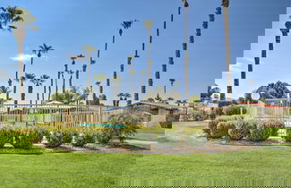 Foto 2 - 2 Mi to Coachella: Indio Home w/ Fire Pit