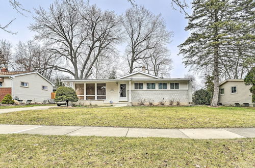 Photo 3 - Bright Ann Arbor Home w/ Yard, 3 Mi to U of M