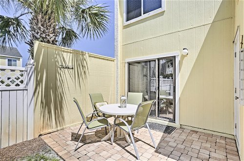 Photo 8 - Destin Townhome With Beach Access & 2 Pools