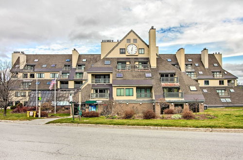 Photo 20 - Cozy Condo w/ Community Pool, Walk to Slopes