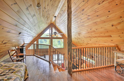 Foto 25 - Quiet Adirondack Cabin on Private Lake