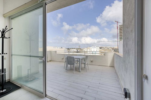 Foto 36 - Gzira Penthouse - Hosted by Sweetstay