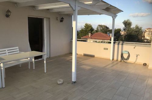 Foto 17 - Beautiful Spacious apt in Nea Makri