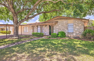 Foto 1 - San Antonio Home w/ Yard, 7 Mi to Seaworld