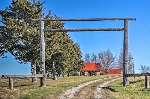 Foto 6 - Historic Farmhouse on 7 Acres w/ Stellar View