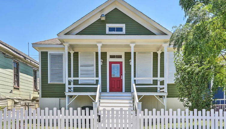 Photo 1 - Galveston Victorian - Walk to the Strand & Beach