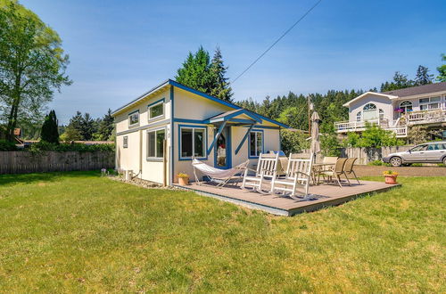 Photo 7 - Waterfront Hood Canal Cottage: Steps to the Beach