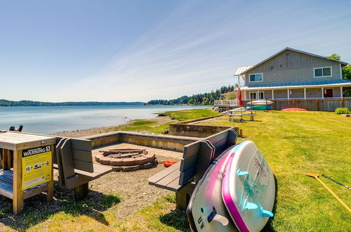 Foto 4 - Waterfront Hood Canal Cottage: Steps to the Beach